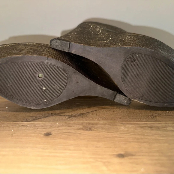 Steve Madden Gold Silver Metallic Elsi Wedges 8 - Picture 4 of 8